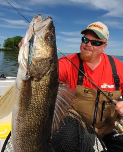 Bro with big walleye caught on the right fishing line