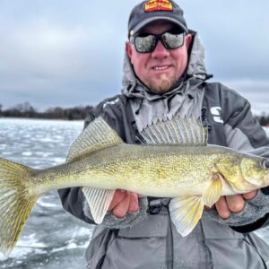 Early Ice Red Lake Walleye Tips