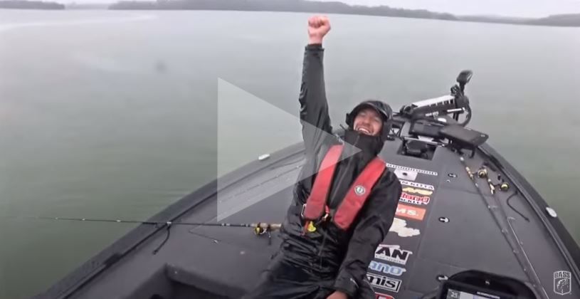 BASS Elite Series video clip of Gussy fishing on day two