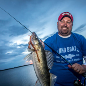 Weed-bound walleyes