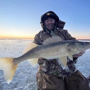 Mille Lacs Ice Walleyes
