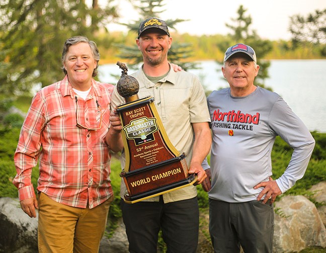 tro1 Bassmaster Classic Trophy Visits Bemidji